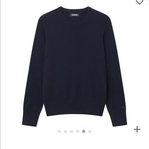 Cashmere sweater in navy